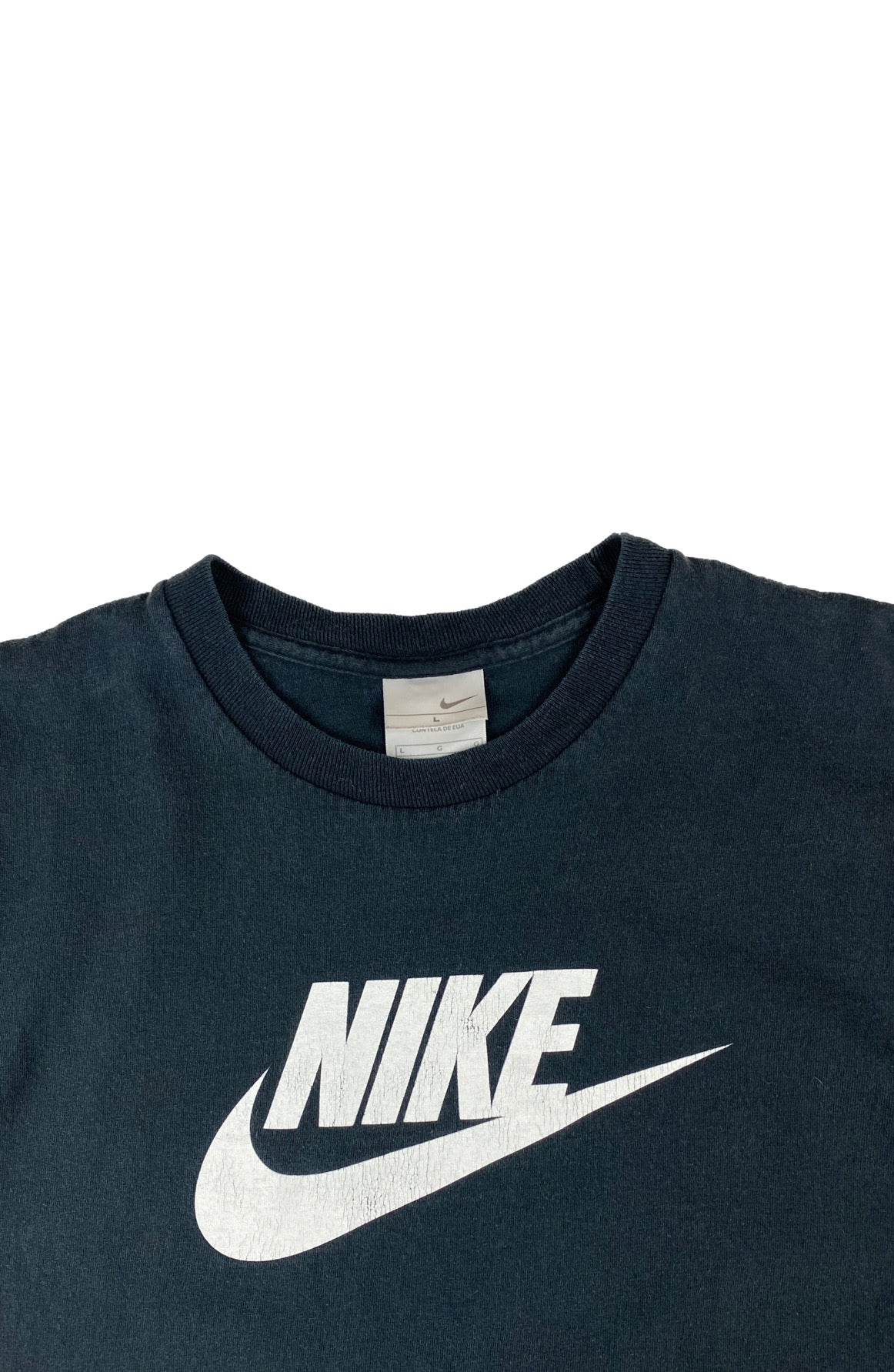 Vintage 2000s Nike Tee •Large